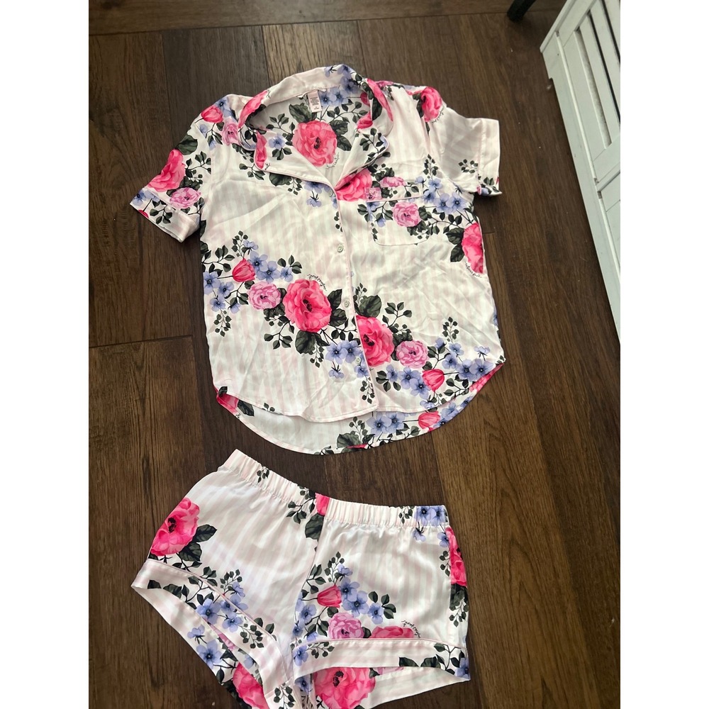 Victorias Secret Satin Pajama Set Pink Floral Stripe Short Sleeve Shorts Medium